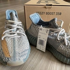YEEZY BOOST 350 V2 ADULTS NWT